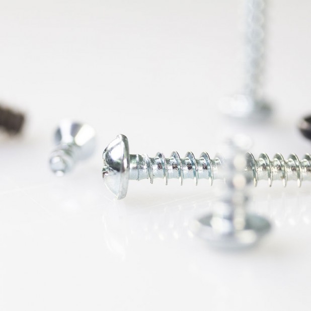 Crown Screw Fasteners for Plastic Thread Forming Screws