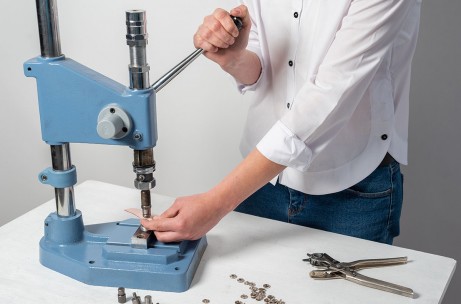 Crown Screw Professional Toolings Toggle Presses