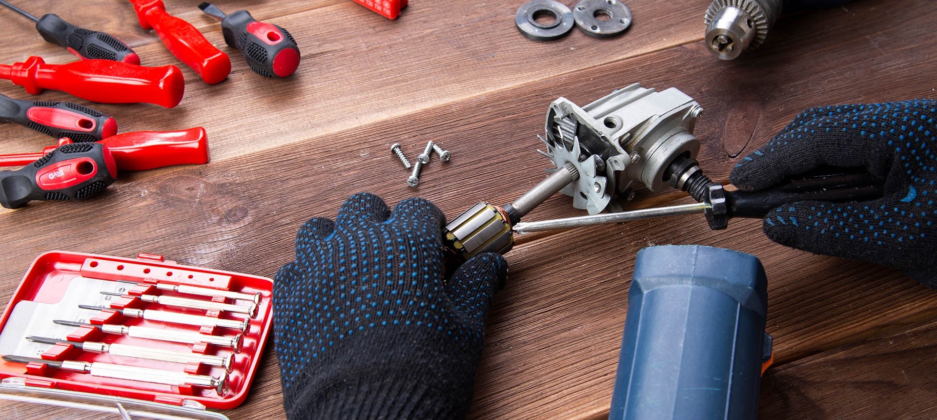 Crown Screw Fasteners Tooling Servicing & Repair